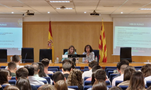 Charla a funcionarios de la AEAT